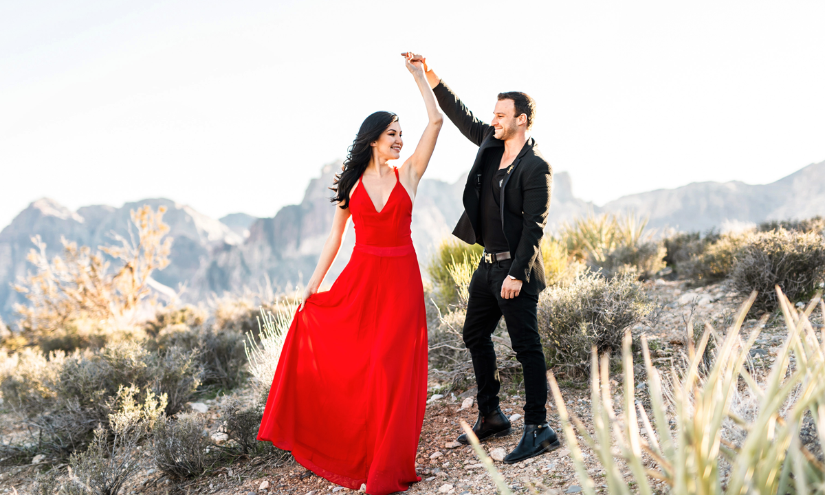 Las Vegas Elopement Photographer